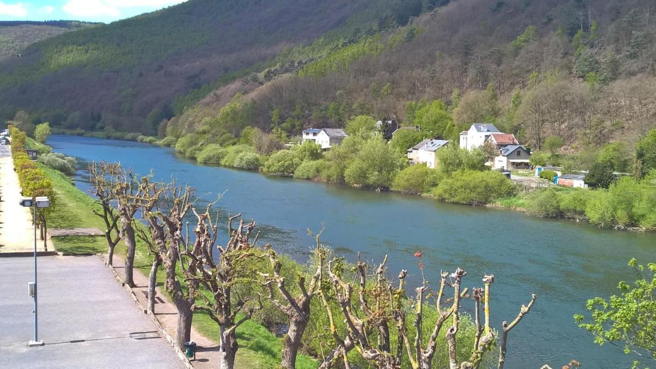 Le Balcon Sur La Meuse Vila Revin  Exterior foto
